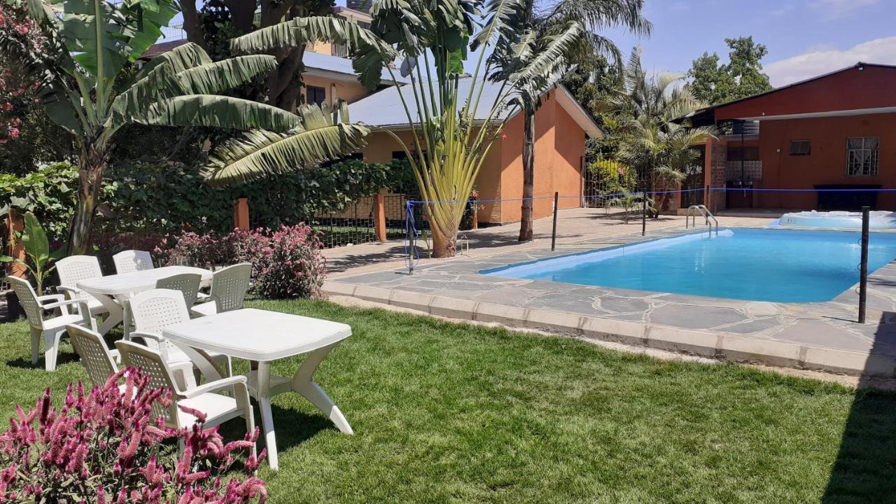 Runako Lodge Arusha Kültér fotó