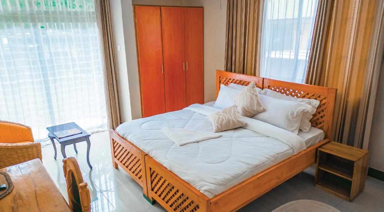 Runako Lodge Arusha Szoba fotó