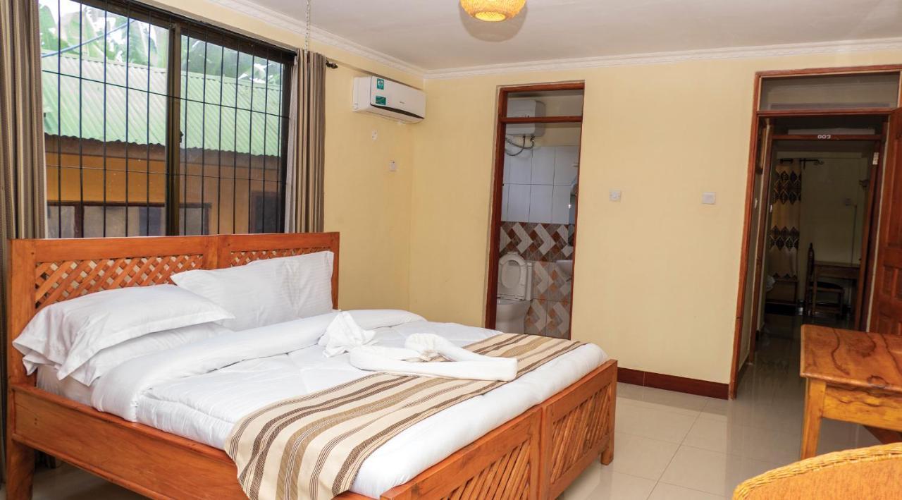 Runako Lodge Arusha Szoba fotó