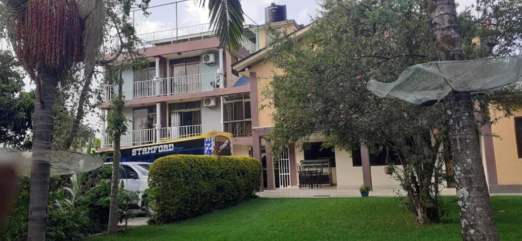 Runako Lodge Arusha Kültér fotó