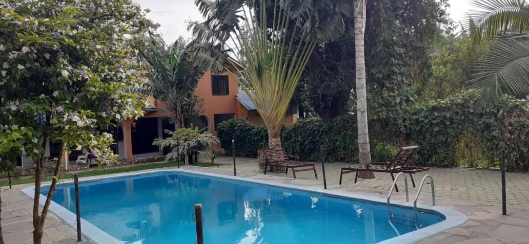 Runako Lodge Arusha Kültér fotó