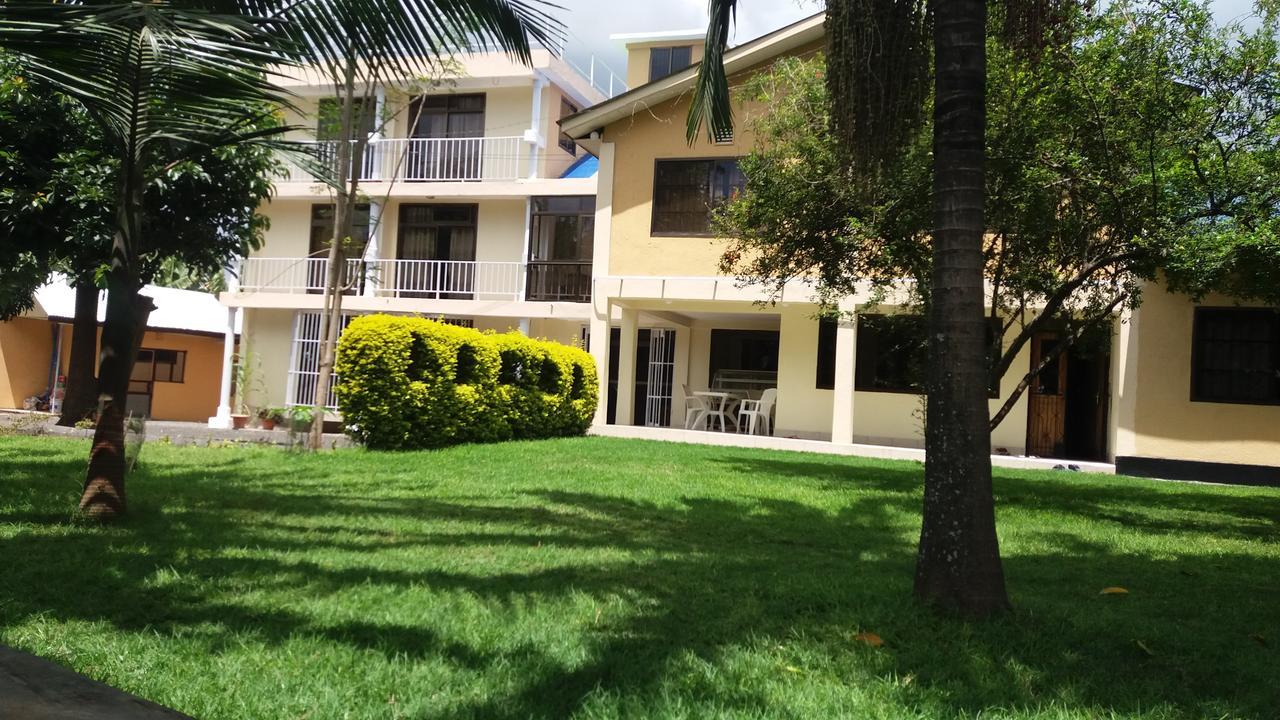 Runako Lodge Arusha Kültér fotó